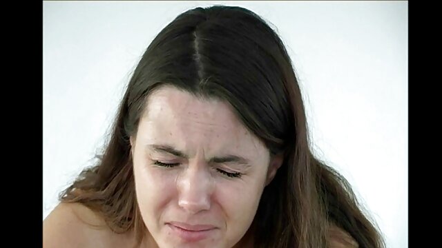 バスルームでは、女の子はボンドボンドで配置されました sex 動画 一徹